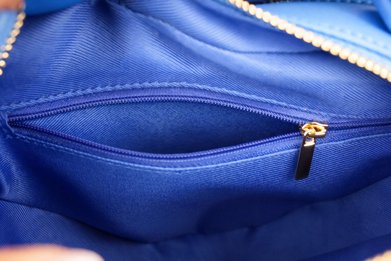 Srdcová crossbody kabelka Aurora