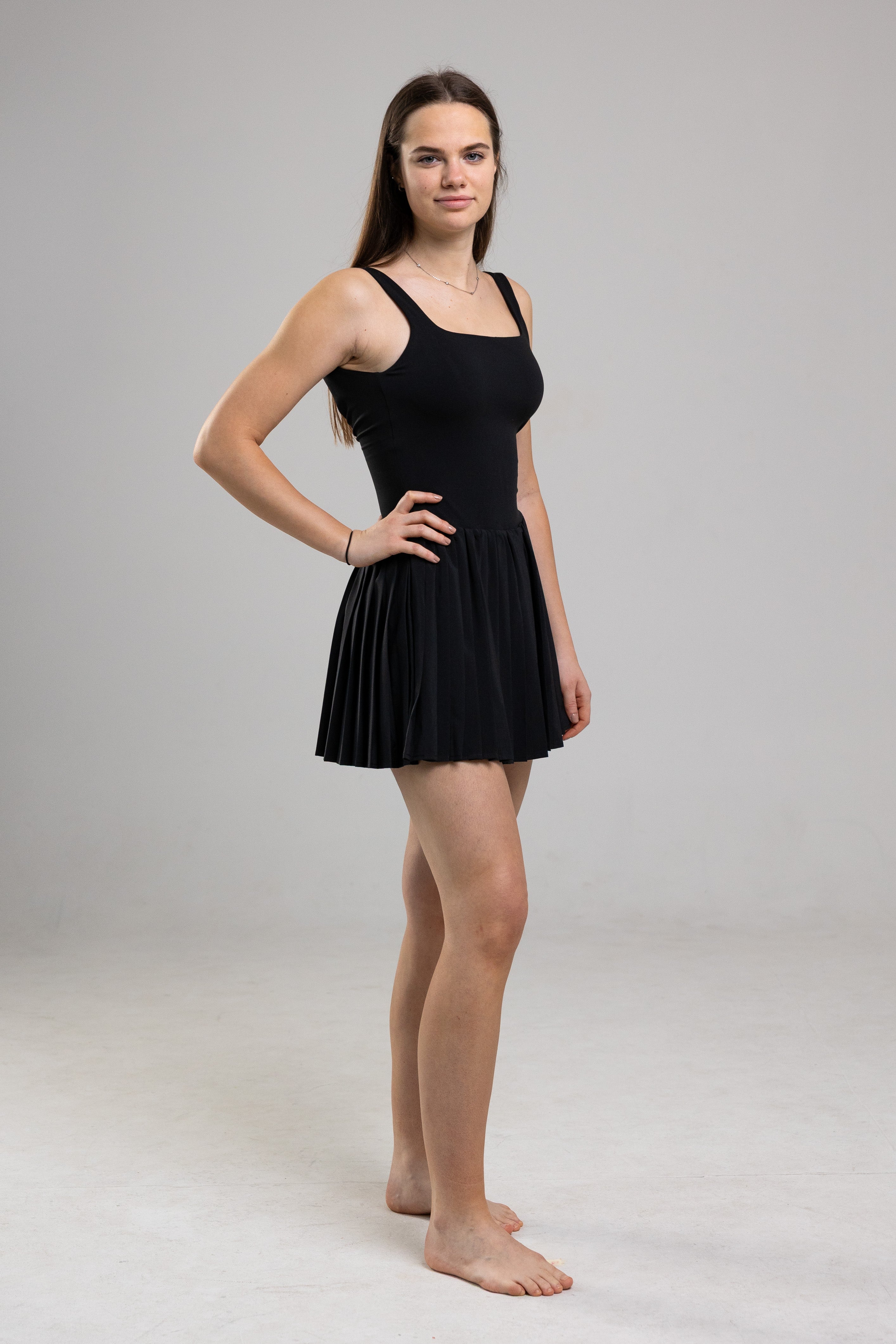 Čierne športové šaty Nika